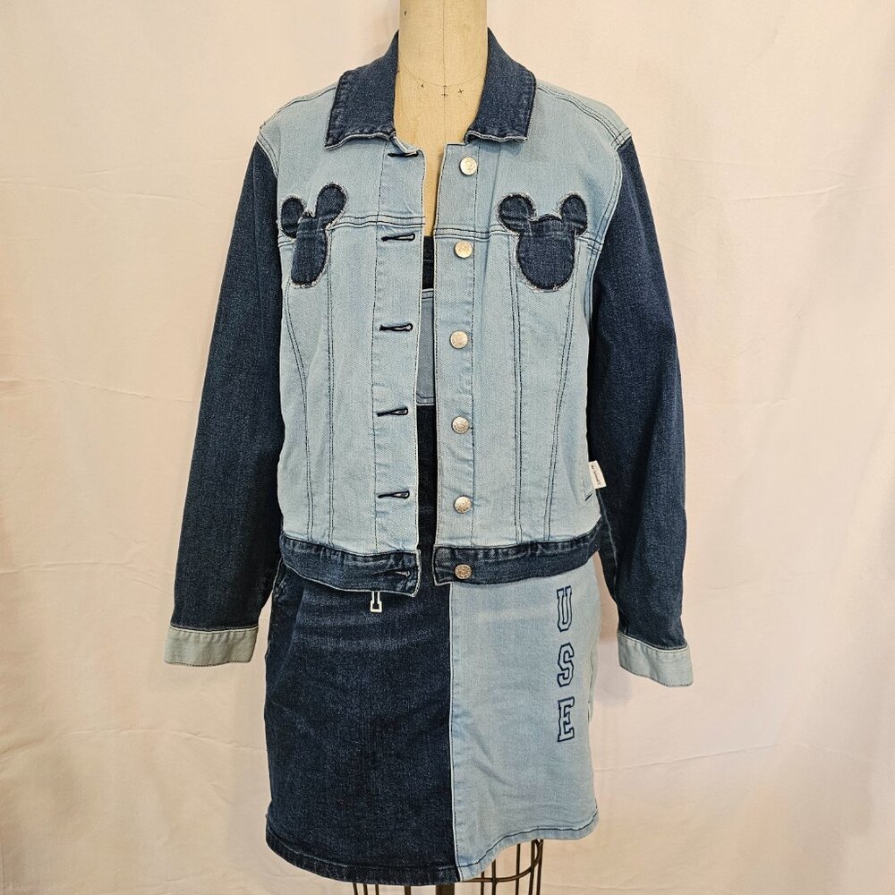 NWOT Disney Her Universe Jumper Set M